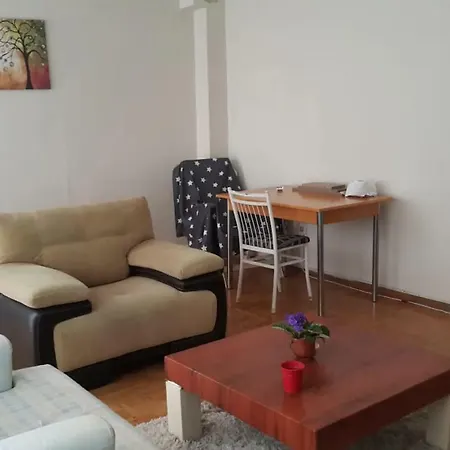 Cozy, Spacious Flat In The Center Of Kadikoy *